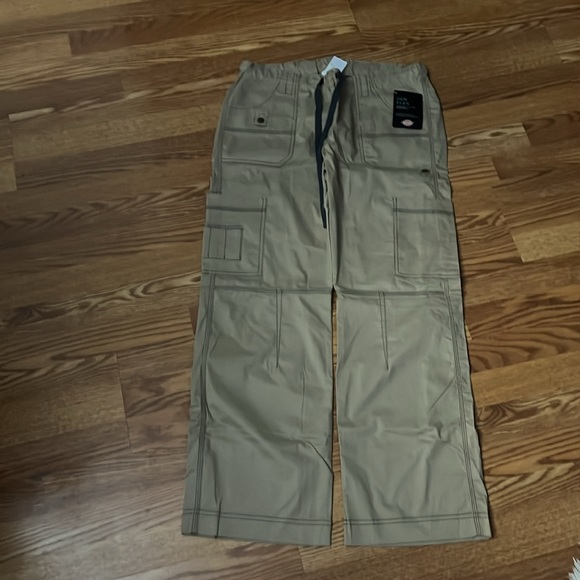 Brand new, dickie pants - Picture 4 of 7